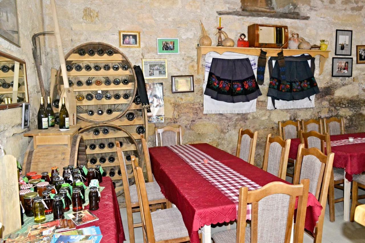 "Pivnica I Smestaj Jovanovic"- Rogljevacke Pivnice Rogljevo Zewnętrze zdjęcie